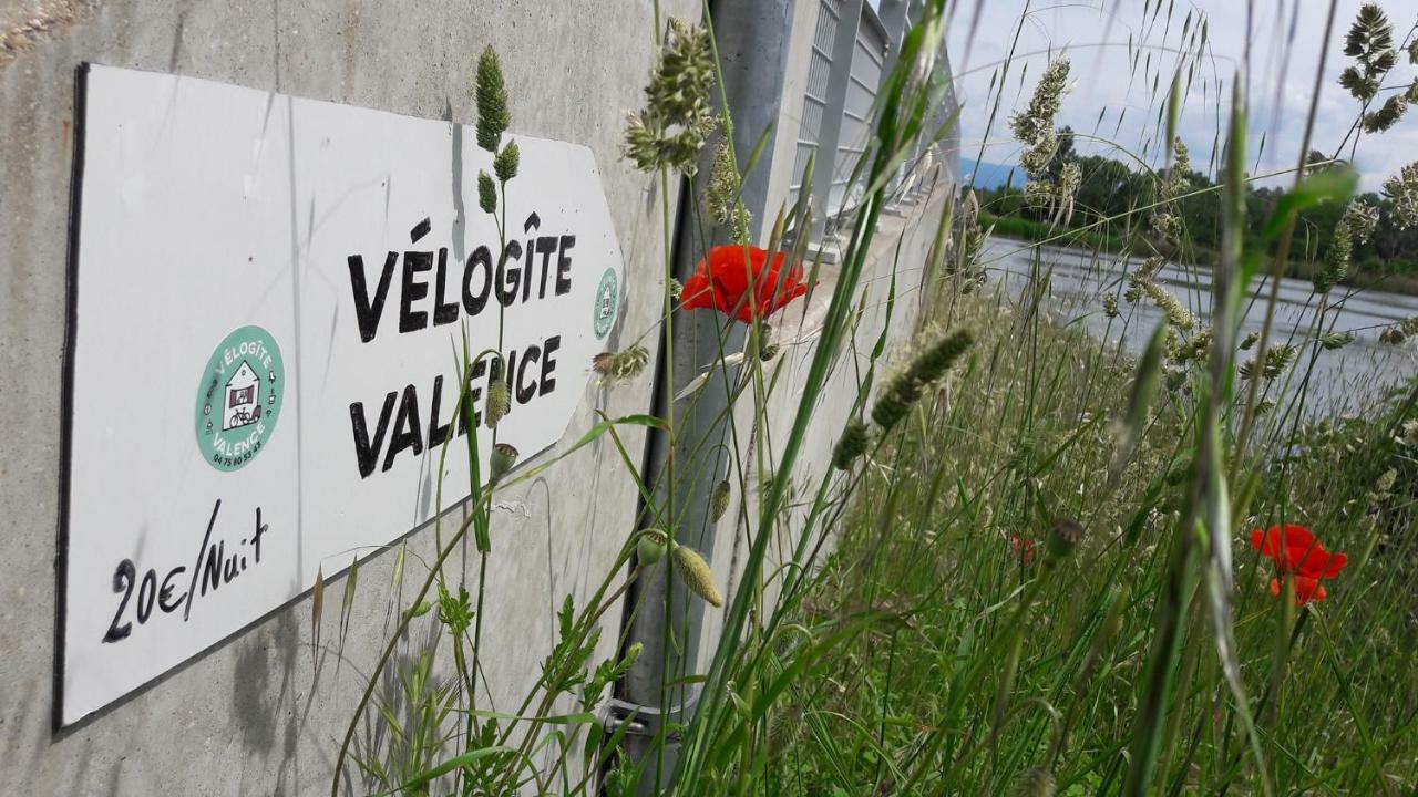 ואלנס Velo Gite Valence מראה חיצוני תמונה